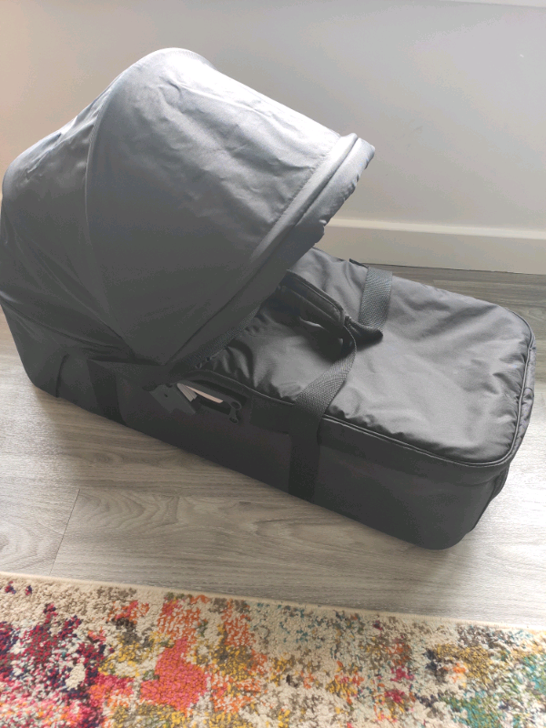 city mini compact carrycot